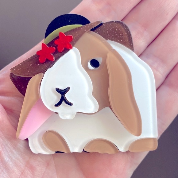 Acrylic Rabbit Brooch - Picture 2 of 6